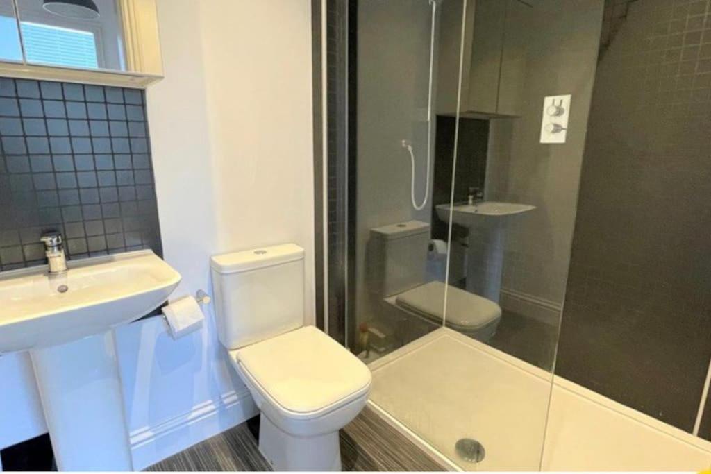 Clitheroe Town Centre Modern 2 Bed Apartment Экстерьер фото